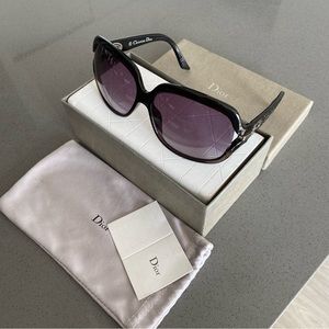 AUTHENTIC DIOR My Lady Dior Black Rounded Sunglasses